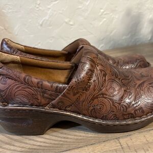 b.o.c. Embossed Leather Peggy Brown Clogs